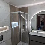 Da Rocha Costa Azul *