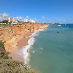 Da Rocha Costa Azul